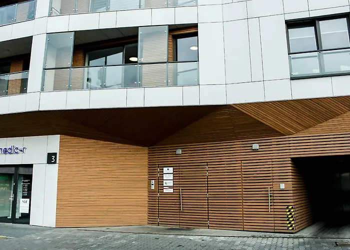 Modern Business Close To Center Check In 24h * Poznań