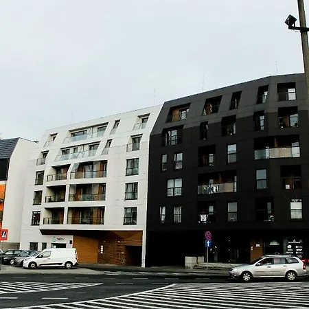 Modern Business Close To Center Check In 24h Apartment Posen