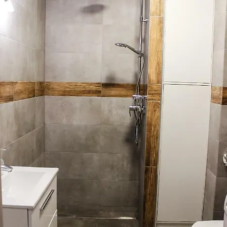 Modern Business Close To Center Check In 24h * Poznan