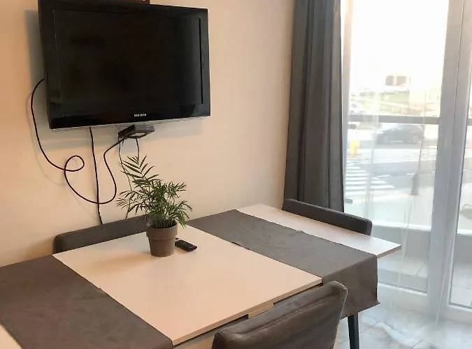 Modern Business Close To Center Check In 24h * بوزنان